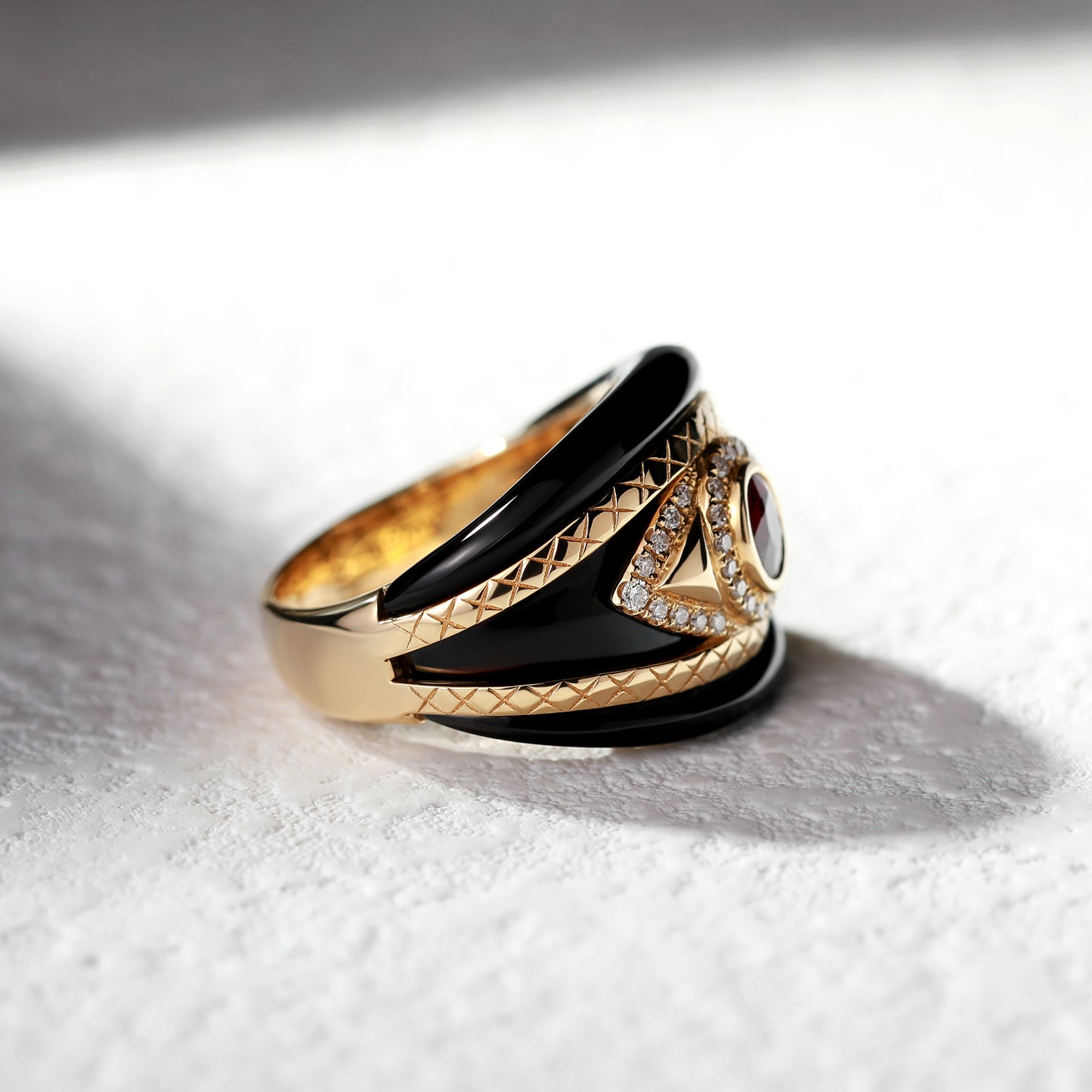 18K Gold Pigeon Blood Red Ruby Ring
