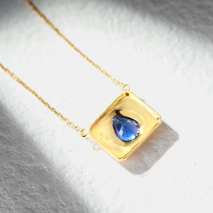 18K Gold Blue Sapphire Vintage Necklace