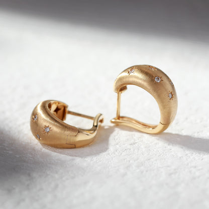 18K Gold Vintage Earrings with Diamond