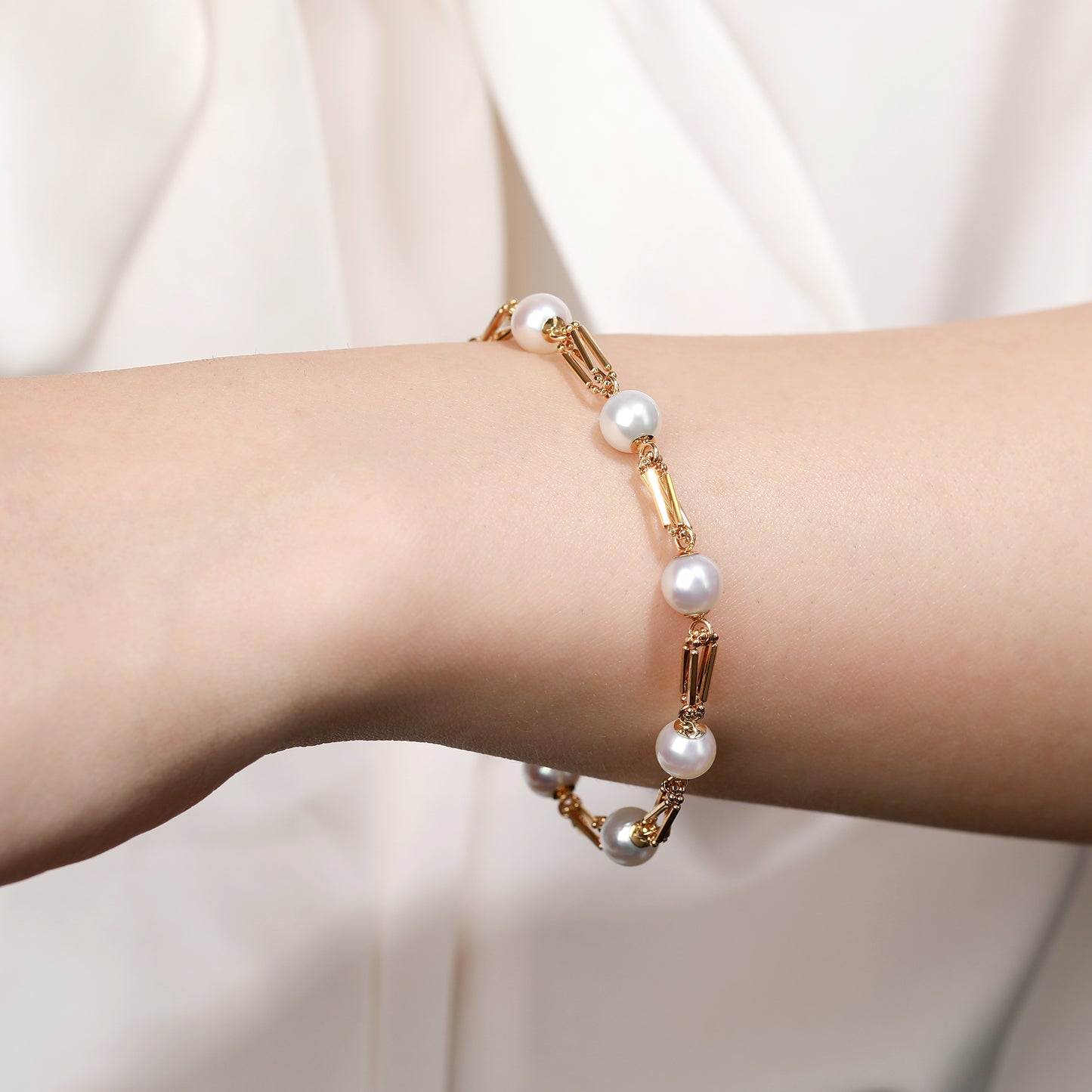 18K Gold Akoya Pearl Bracelet