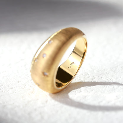 18K Gold Brushed Gold ring with diamond