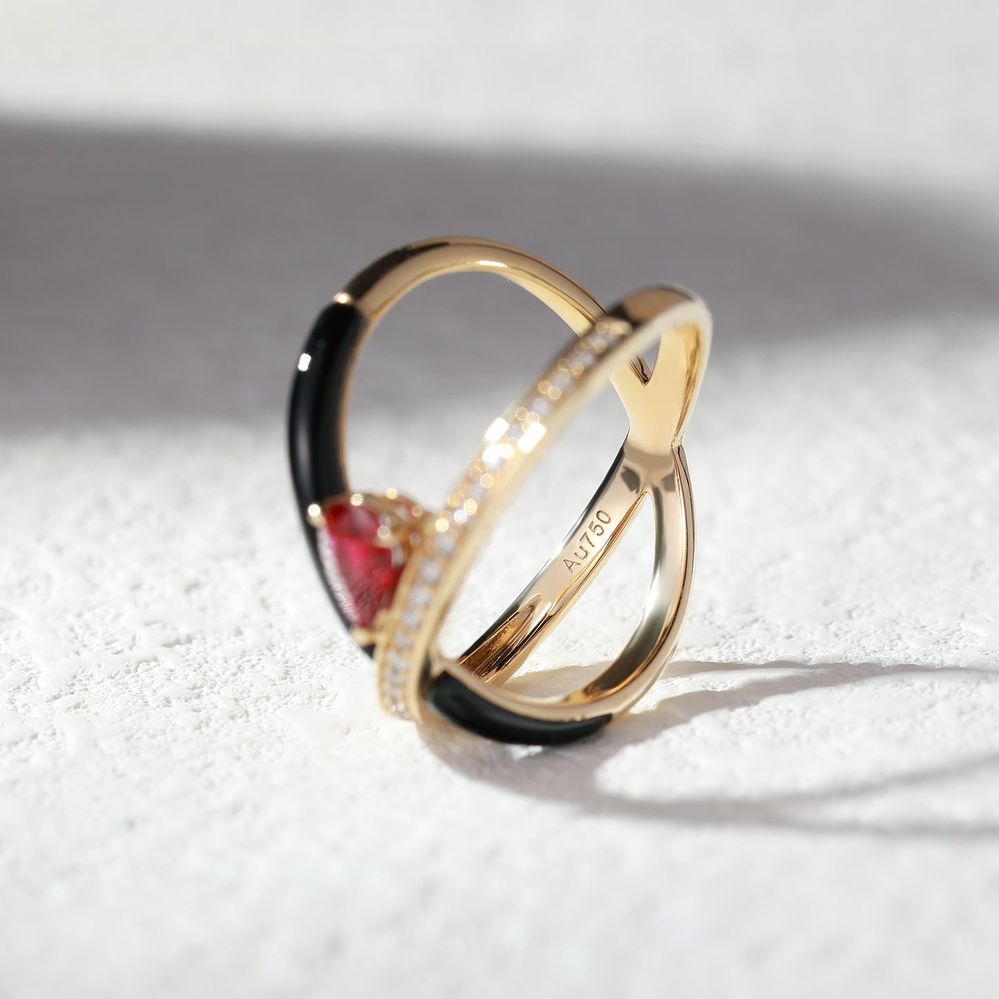 18K Gold Pigeon Blood Red Ruby Ring