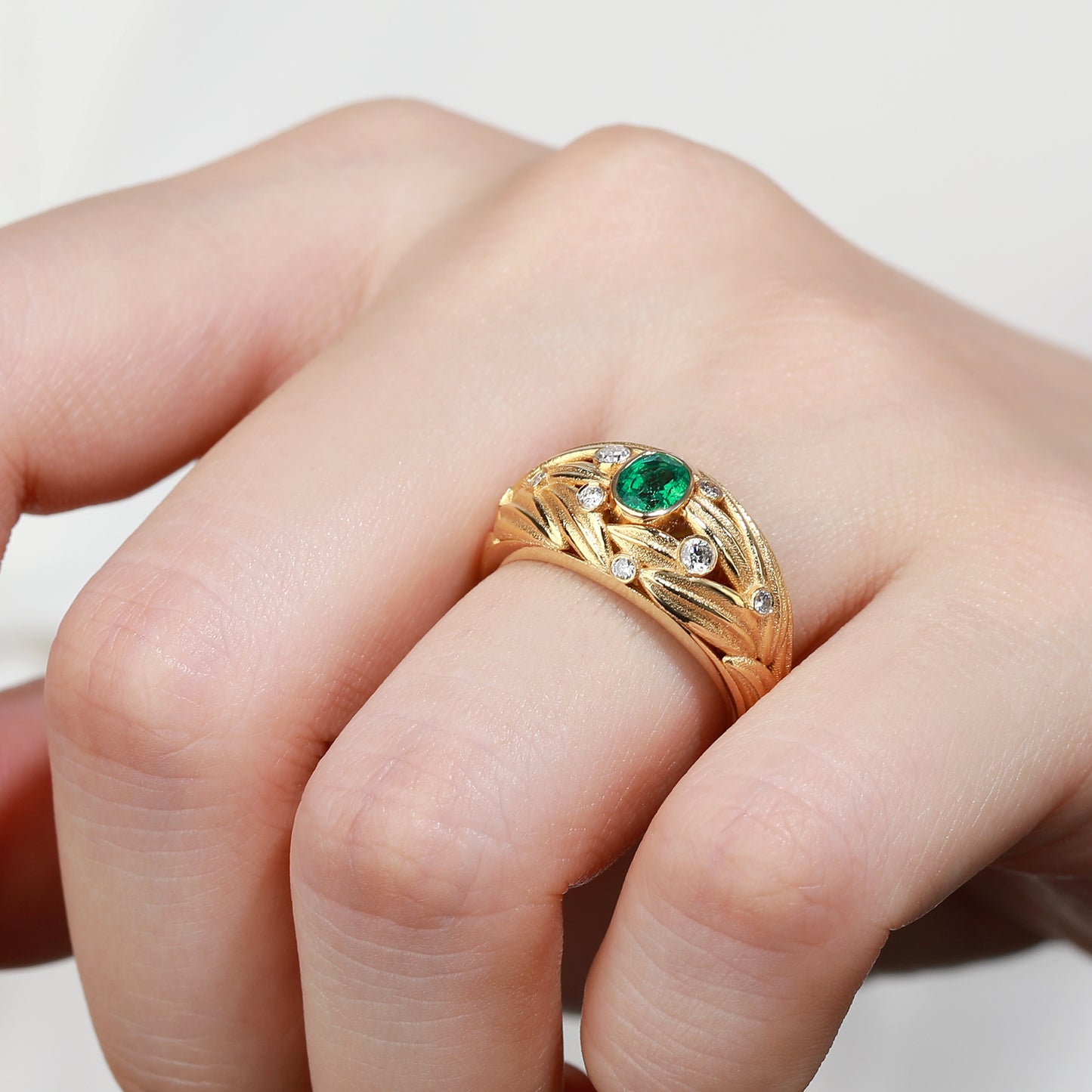 18K Gold Sandblasted Gold Ring with Emerald