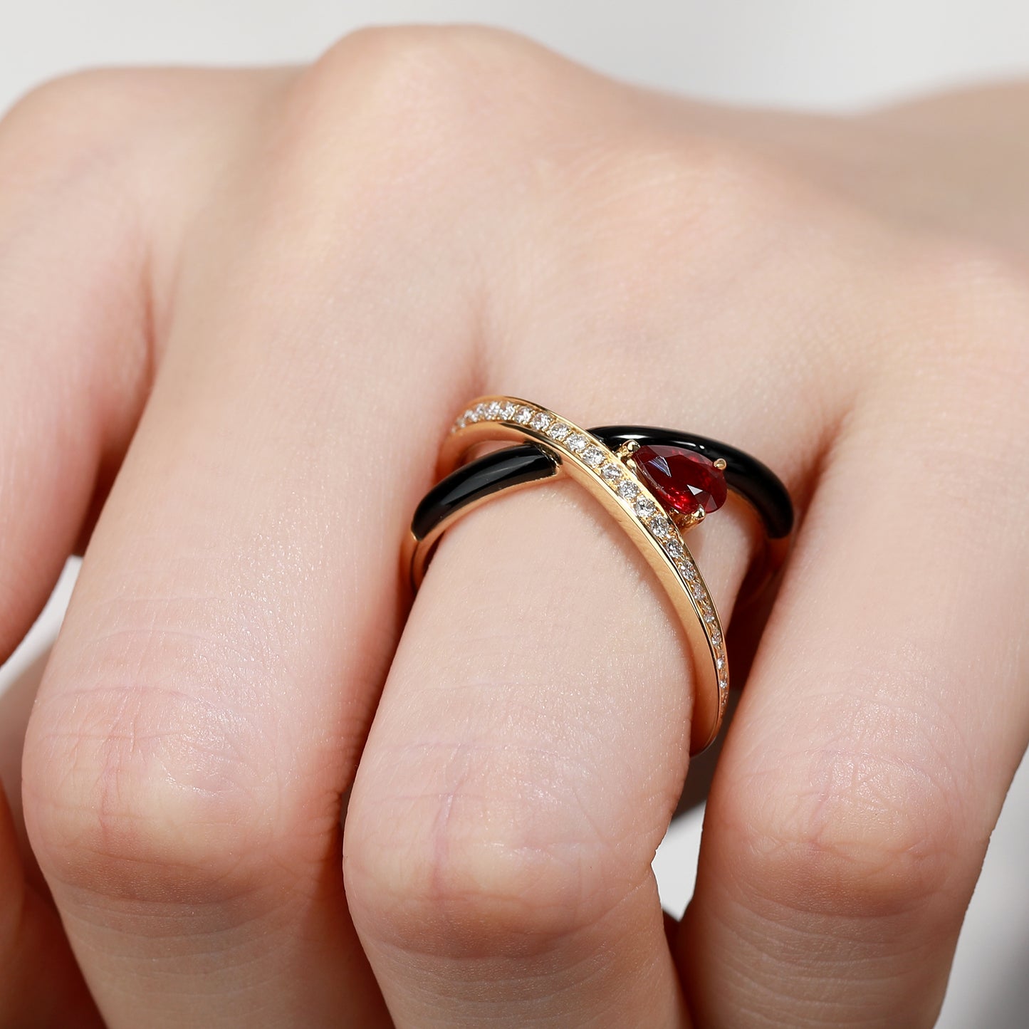 18K Gold Pigeon Blood Red Ruby Ring