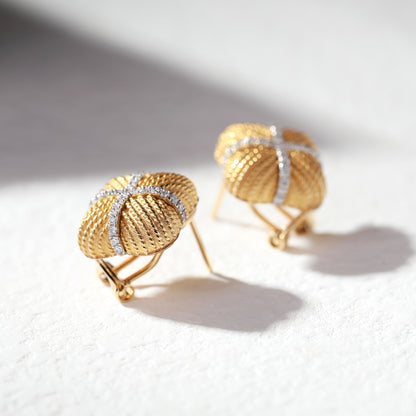 18K Gold Vintage Gold Earrings with Diamond