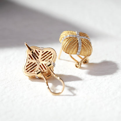 18K Gold Vintage Gold Earrings with Diamond