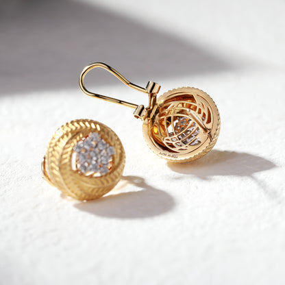 18K Gold Earrings with Diamond