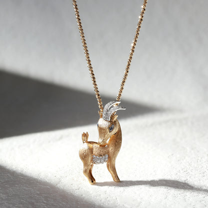 18K Gold Elk Diamond Pendant Necklace