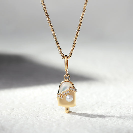 18K Gold Diamond Pendant Necklace with Pearl