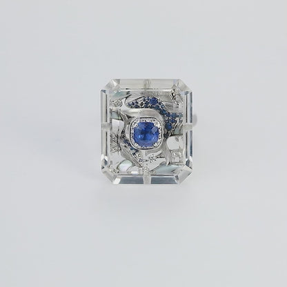 18K Gold Cornflower blue sapphire ring with diamond