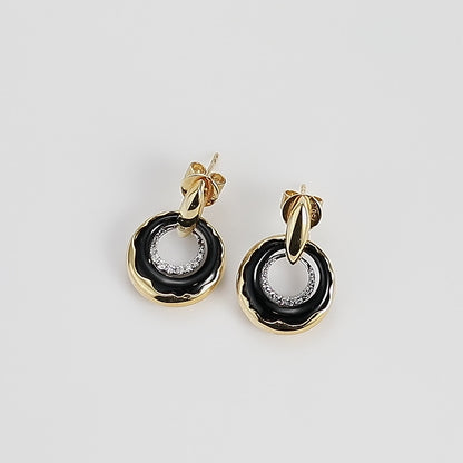 18K Gold Black Agate Earrings with Diamond