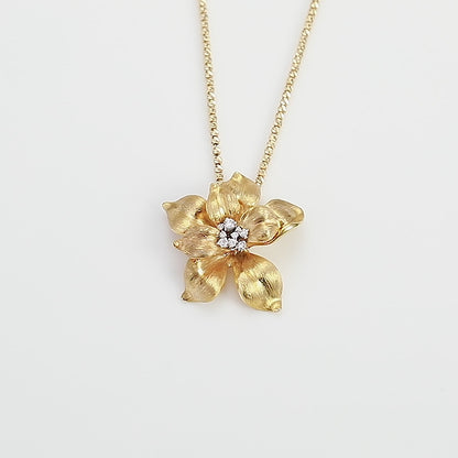 18K Gold Diamond Pendant Necklace