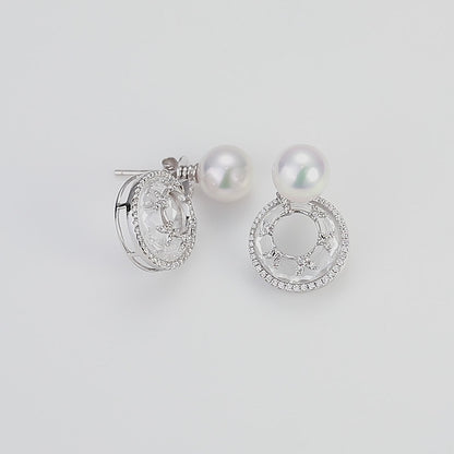 18K Gold 8.5mm Pearls Earrings with Diamond