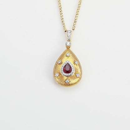 18K Gold Pigeon Blood Ruby Pendant Necklace