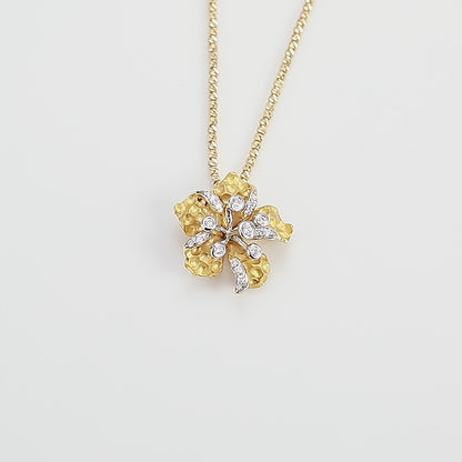 18K Gold Diamond Pendant Necklace